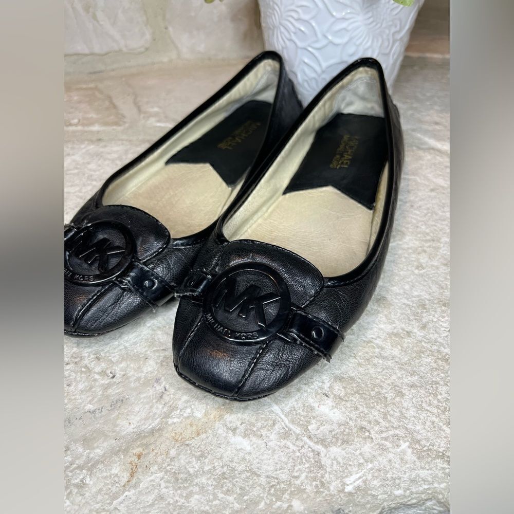 Michael Kors Lillie Moccasin black Flats sz 6.5